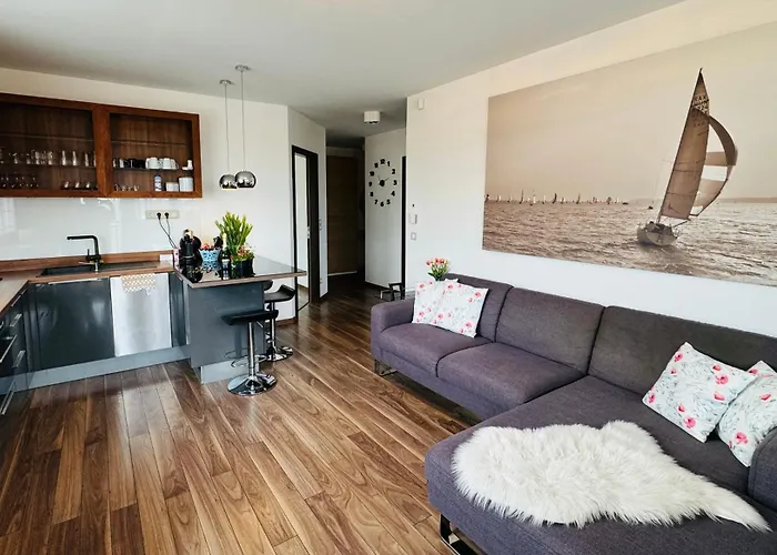 Apartament B13 *